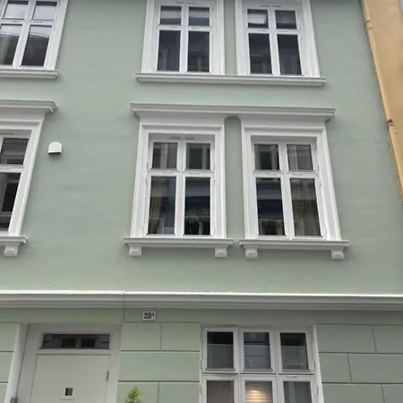 Apartment The Belle De Jour Bergen